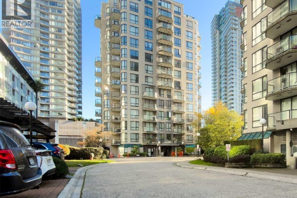 904 828 Agnes Street, New Westminster