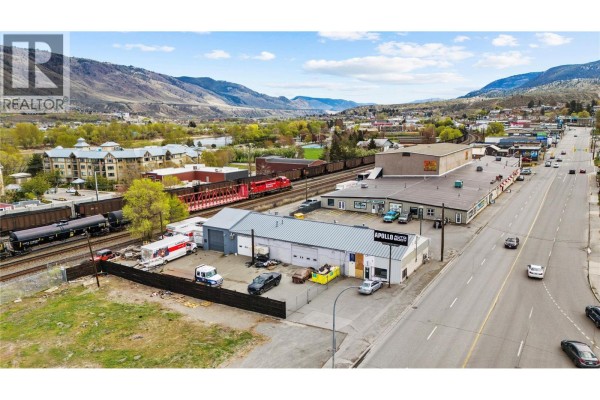 904 Victoria Street, Kamloops, BC, photo 3