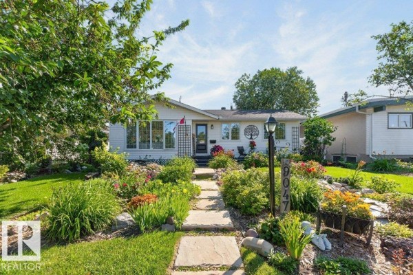 9047 52 St Nw, Edmonton, AB, photo 2