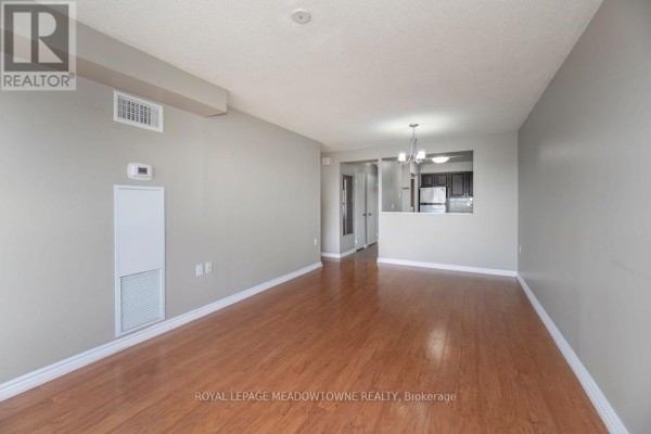Bedroom 2 - 905 - 1110 Walden Circle, Mississauga, ON L5J4R3 Photo 5