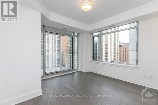 905 - 255 Bay Street, Ottawa, ON, photo 3