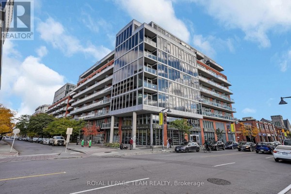 Den - 905 - 360 Mcleod Street, Ottawa, ON K2P1A9 Photo 2