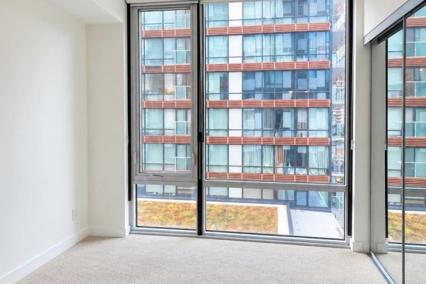 Living room - 905 - 501 Yonge Street, Toronto, ON M4Y0G8 Photo 5