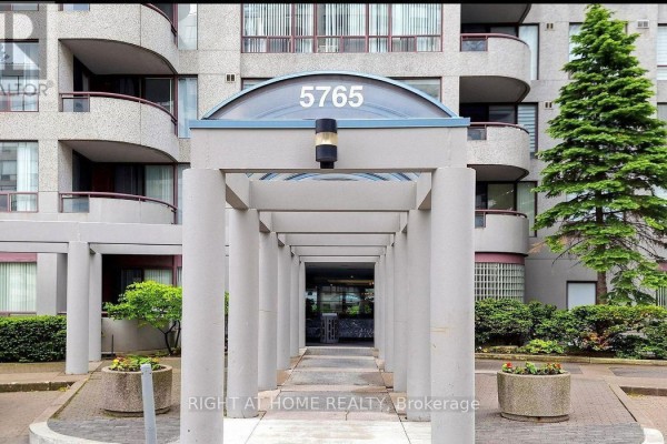 905 - 5765 Yonge Street N, Toronto