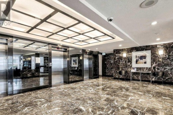 905 - 5765 Yonge Street N, Toronto, ON M2M4H9 Photo 3