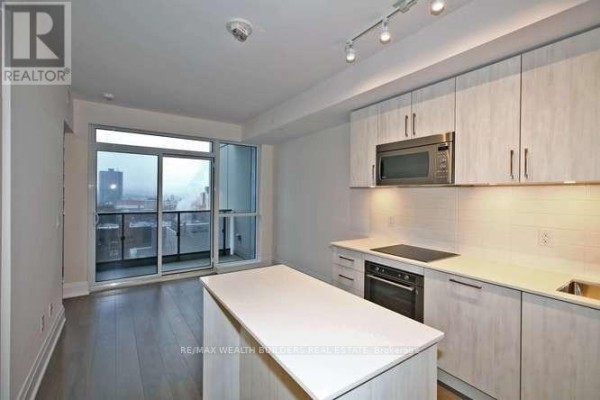 905 - 88 Cumberland Street, Toronto, ON M5R1A3 Photo 3