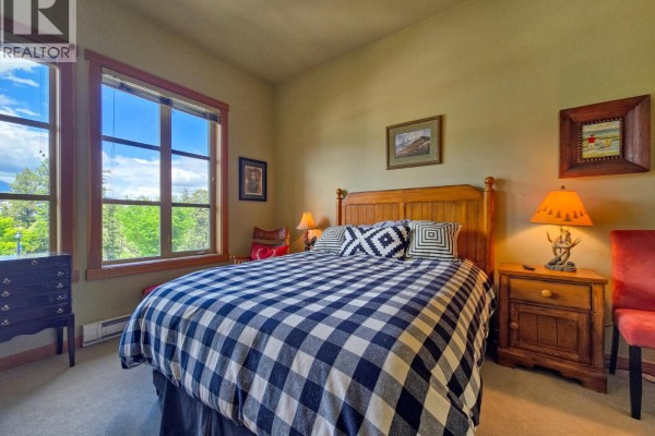 Full ensuite bathroom - 905 7th Avenue Unit# 201, Invermere, BC V0A1K0 Photo 3