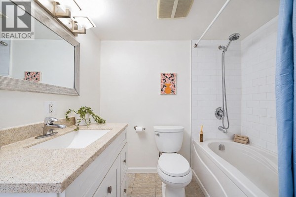 905 9541 Erickson Drive, Burnaby, BC V3J7N8 Photo 5