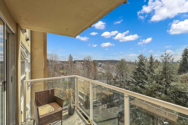 905 9830 Whalley Boulevard, Surrey, BC, photo 2