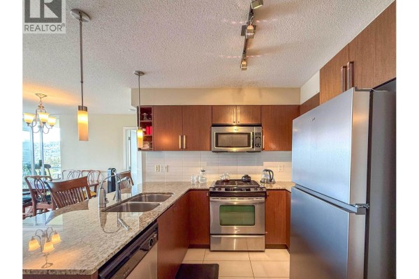905 9868 Cameron Street, Burnaby, BC V3J0A5 Photo 4