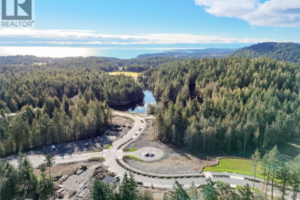 905 Cauldron Crt, Langford, BC V9C0R7 Photo 2