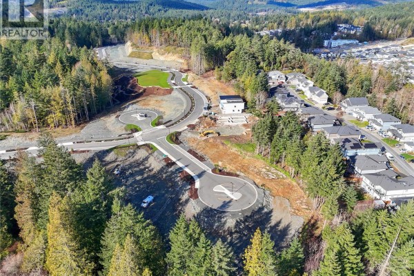 905 Cauldron Crt, Langford, BC V9C0R7 Photo 4