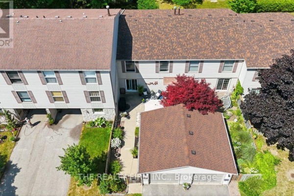 Family room - 905 Dalhousie Drive, London South, ON N6K1M8 Photo 5