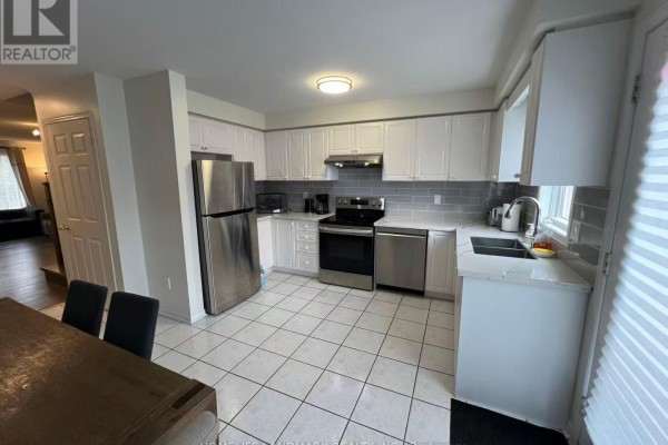 Dining room - 9051 Yonge Street, Richmond Hill, ON L4C0L2 Photo 2