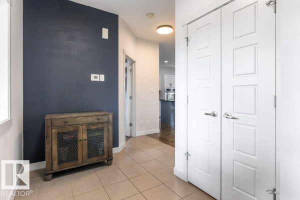 Primary Bedroom - 9056 Shaw Wy Sw, Edmonton, AB T6X0S3 Photo 5