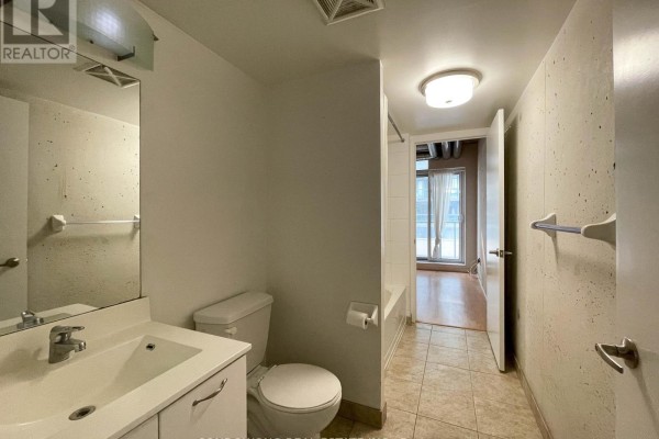 Den - 906 - 150 Sudbury Street, Toronto, ON M6J3S8 Photo 5