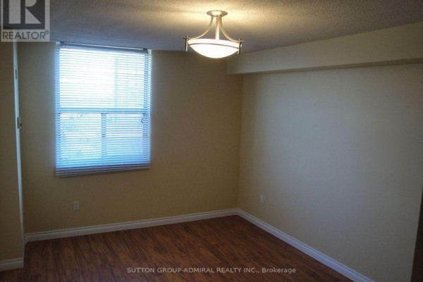 Primary Bedroom - 906 - 205 Hilda Avenue, Toronto, ON M2M4B1 Photo 4
