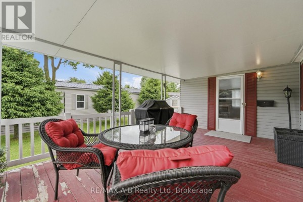 Family room - 906 - 316489 31st Line, Zorra, ON N0J1J0 Photo 5