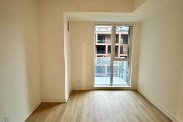 Den - 906 - 8119 Birchmount Road, Markham, ON L6G0H5 Photo 5