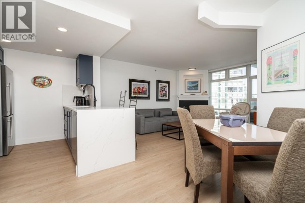 906 189 Davie Street, Vancouver, BC V6Z2Y1 Photo 3