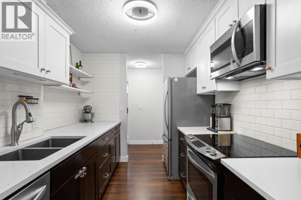 906 2020 Bellwood Avenue, Burnaby, BC V5B4P8 Photo 2