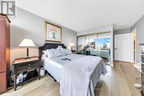 907 - 24 Hanover Road, Brampton, ON, photo 3