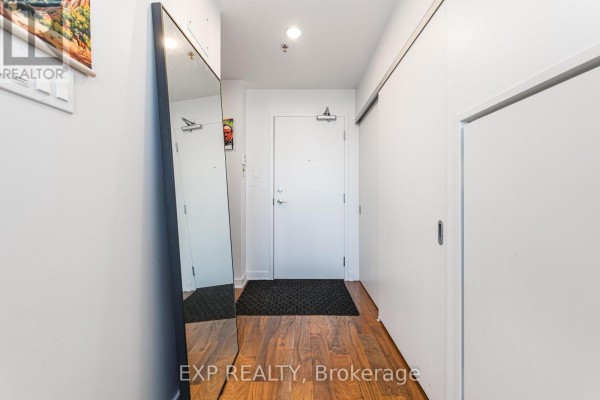 907 - 360 Mcleod Street, Ottawa, ON K2P1A9 Photo 3