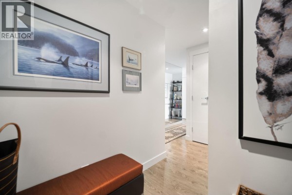 907 110 Switchmen Street, Vancouver, BC V6A0C6 Photo 4