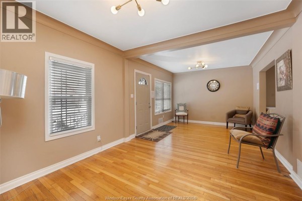 Bedroom - 907 Gladstone Avenue Unit# Main, Windsor, ON N9A2R5 Photo 4