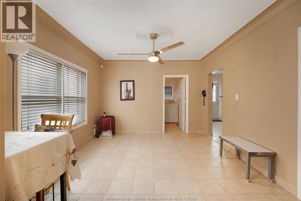 Bedroom - 907 Gladstone Avenue Unit# Main, Windsor, ON N9A2R5 Photo 5