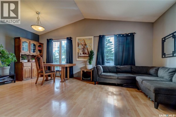 Bedroom - 908 Connaught Street, Regina, SK S4T4S6 Photo 4