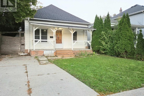 Residential for sale at 908 Windsor Avenue, Windsor, ON - MLS® nZJXUv