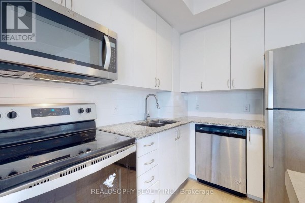 Primary Bedroom - 909 - 3220 Sheppard Avenue E, Toronto, ON M1T0B7 Photo 4