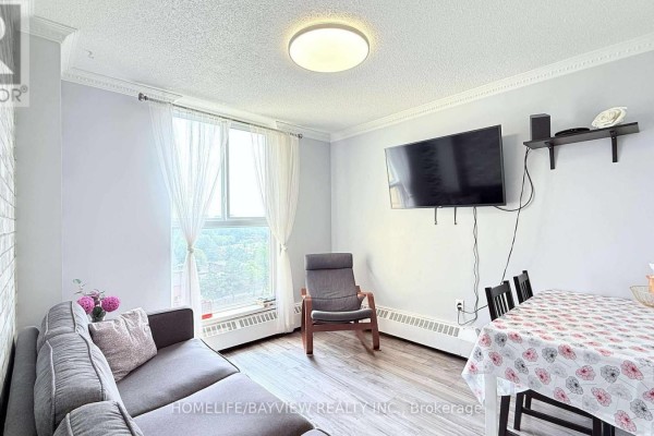Bedroom 2 - 909 - 4645 Jane Street, Toronto, ON M3N2K9 Photo 5