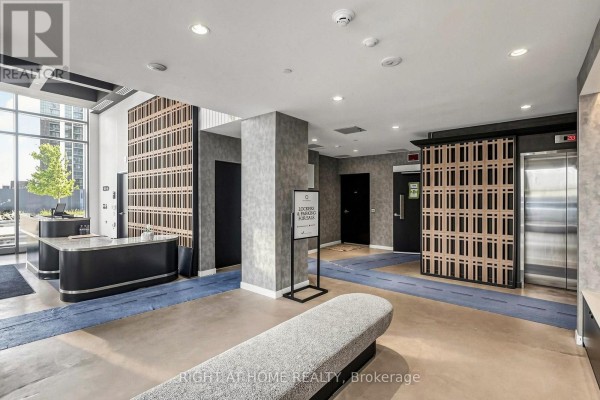 909 - 474 Caldari Road, Vaughan, ON L4K0R5 Photo 4