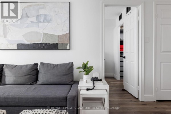 909 - 880 Dundas Street W, Mississauga, ON L5C4H3 Photo 4