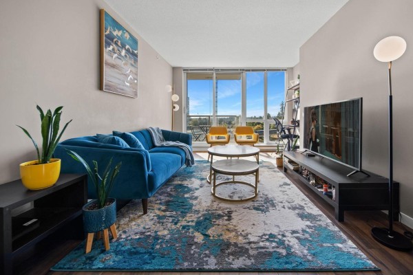 909 9981 Whalley Boulevard, Surrey, BC V3T0G6 Photo 3