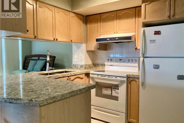 4pc Bathroom - 909 Bay Street Unit# 2304, Toronto, ON M5S3G2 Photo 2