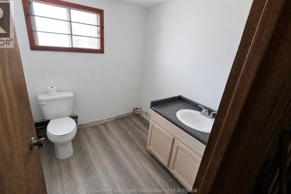 909 Maisonville, Windsor, ON N8Y3R8 Photo 4