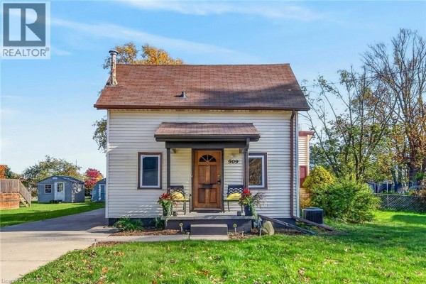 3pc Bathroom - 909 Tamarac Street, Dunnville, ON N1A2E5 Photo 5
