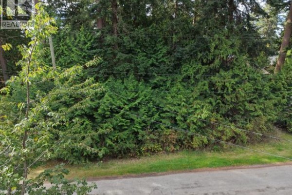 9091 Stager Road, Powell River, BC V8A0H6 Photo 2