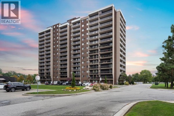 9099 Riverside Drive East Unit# 907, Windsor