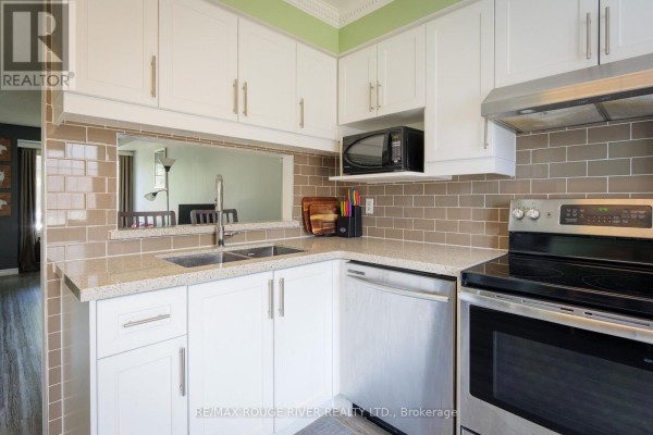 91 - 23 Hedge End Road, Toronto, ON, photo 2