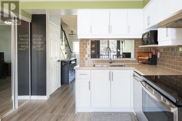 91 - 23 Hedge End Road, Toronto, ON, photo 3