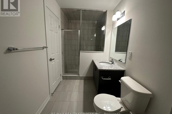 91 Air Dancer Crescent, Oshawa, ON L1L0V3 Photo 3