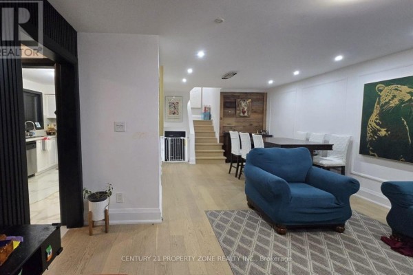 Living room - 91 Avondale Boulevard, Brampton, ON L6T1H5 Photo 2