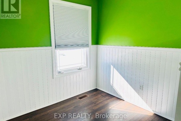 Bedroom 2 - 91 Beckwith Street E, Perth, ON K7H1C5 Photo 4