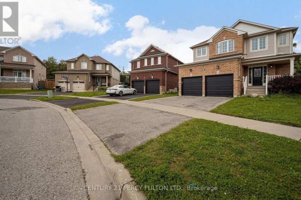 Primary Bedroom - 91 Laprade Square, Clarington, ON L1C0C9 Photo 4