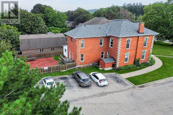 91 Main Street E, Grimsby, ON L3M1N6 Photo 3