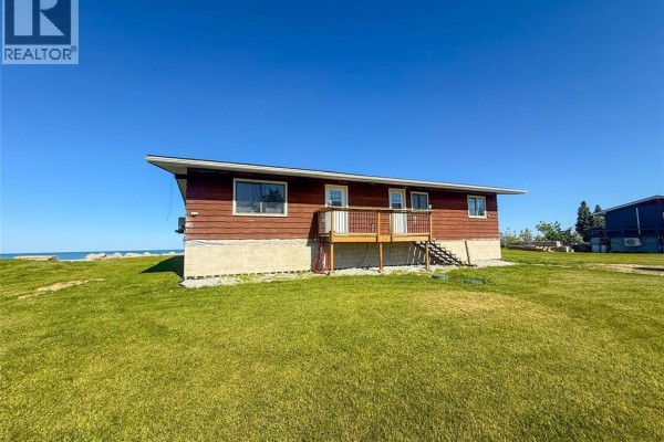 Primary Bedroom - 91 Marentette Beach Road, Leamington, ON N8H3V7 Photo 4